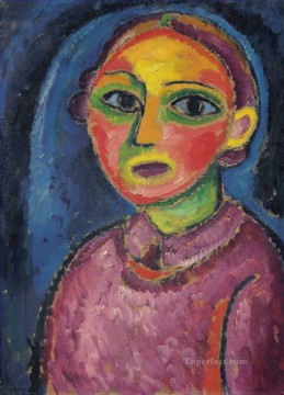Expresionismo Painting - Retrato de medio cuerpo de una mujer con una túnica rojiza Alexej von Jawlensky Expresionismo